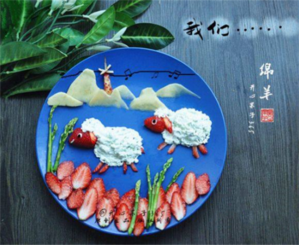 也是当年叱咤卡通圈中的人物,现在制作这样一个简单的流氓兔水果拼盘