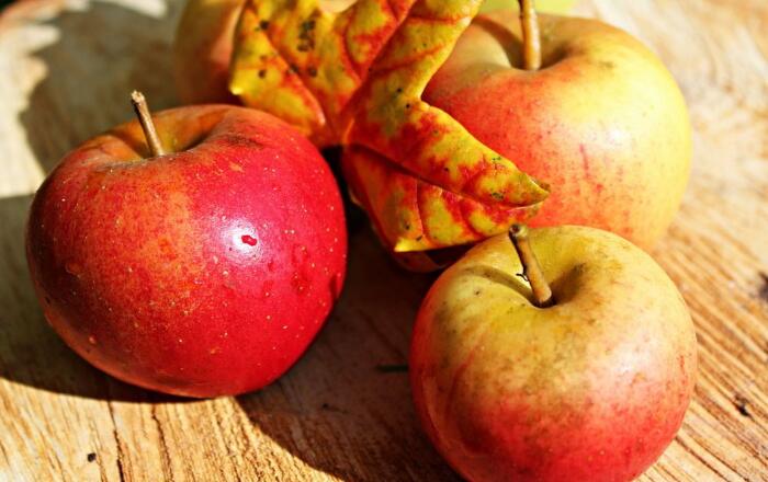 苹果的营养价值及食用功效，每天一苹果吃出幸福与健康