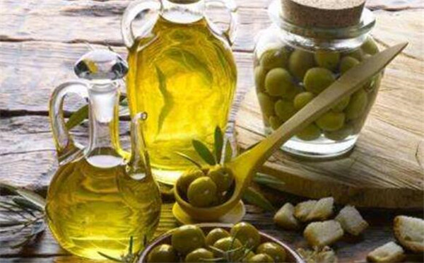 橄榄油有什么副作用，橄榄油的功效与作用