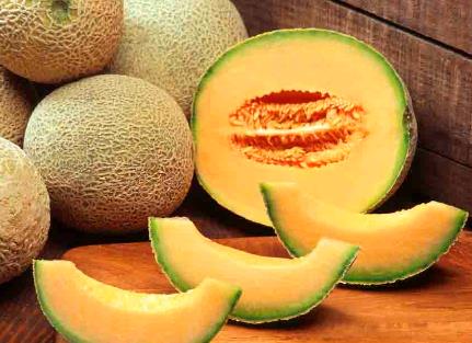 哈密瓜里面的籽能吃吗，夏天哈密瓜怎么保存