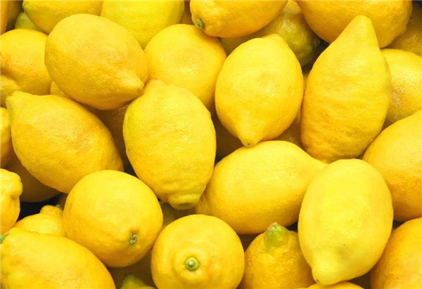柠檬减肥法三日瘦七斤，柠檬水的正确泡法
