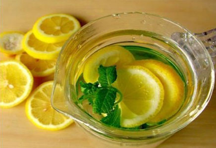 柠檬蜂蜜水的做法，柠檬蜂蜜水的功效