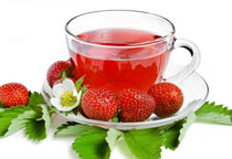 草莓果汁怎么做好喝，衣服上的草莓汁洗的掉吗
