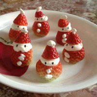 超萌可爱的草莓圣诞老人，草莓圣诞老人的做法