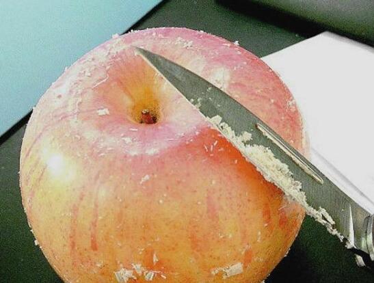 苹果表皮为什么会有蜡 苹果表皮的蜡怎么去除
