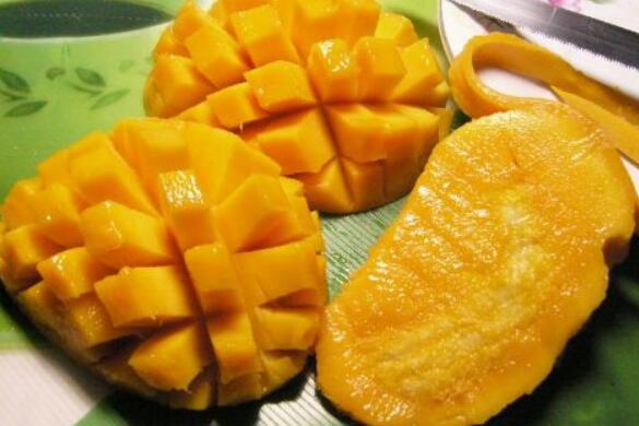 吃芒果有什么好处 吃芒果上火吗