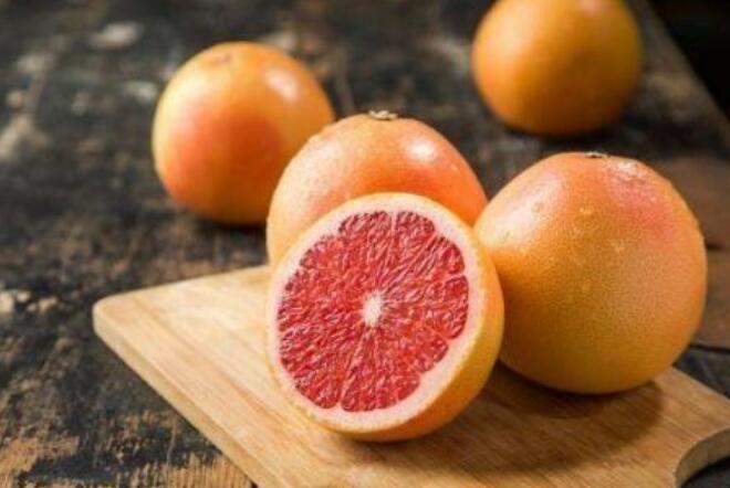 葡萄柚和柚子的区别 葡萄柚和柚子哪个减肥好