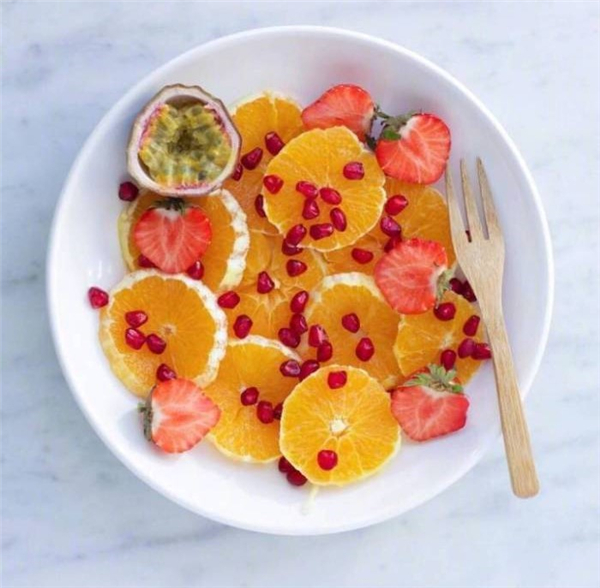 超简单的水果拼盘图片 一周都不会重复的减肥水果餐