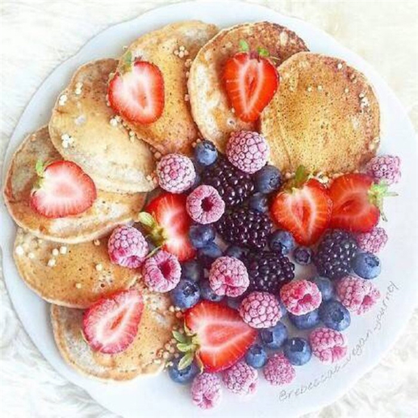 简单又好看的水果拼盘 草莓系列水果拼盘早餐