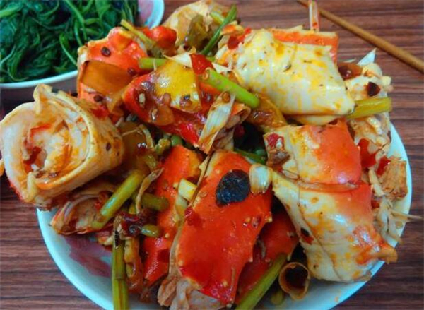 新鲜帝王蟹怎么做好吃，帝王蟹肉不适合红烧会缩水