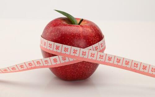吃什么水果最能减肥，吃什么水果减肥最快（吃什么水果减肥最有效）