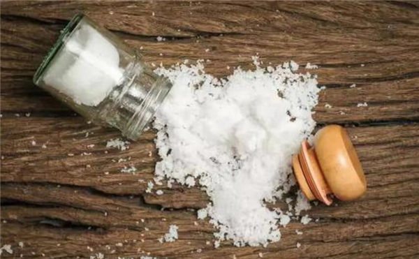 低钠盐和碘盐有什么区别，低钠盐和普通盐的区别