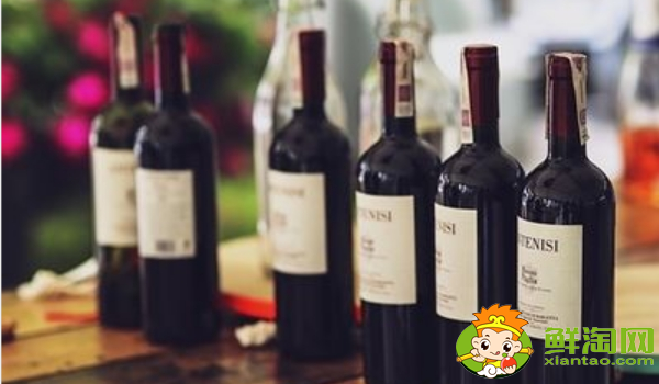 大师级张裕解百纳用不用醒酒,张裕低端干红醒酒时间