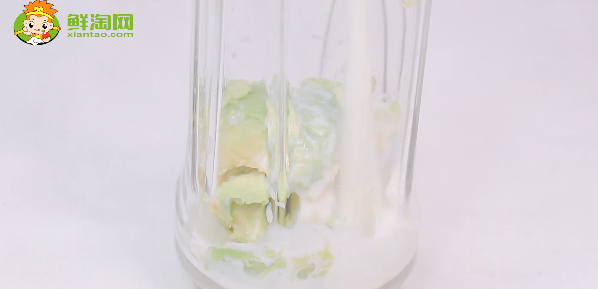 西瓜牛油果奶昔的制作方法