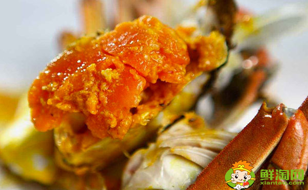 螃蟹怎么分辨屎和蟹黄，蟹黄和蟹屎是什么颜色