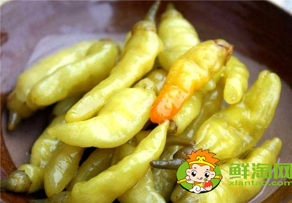 泡辣椒总是浮起来泡不到,泡辣椒上浮用什么压