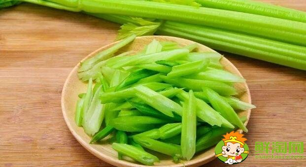 芹菜用水焯后能冷冻吗，芹菜用水泡了一夜还能吃吗