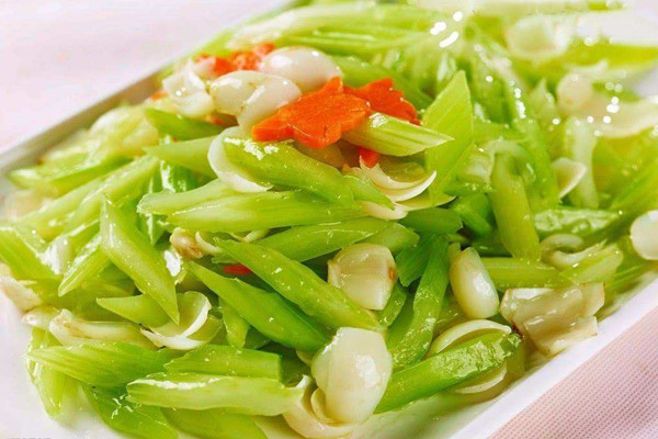 凉拌芹菜需要放醋吗，芹菜放醋会怎么样呀