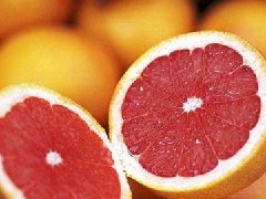葡萄柚是什么季节的水果，什么人不能吃葡萄柚