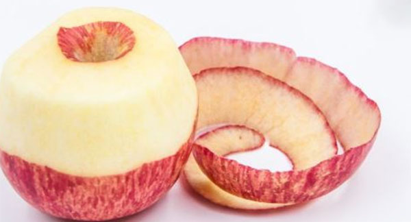 苹果削皮吃还有营养吗