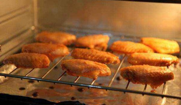 烤箱烤鸡翅温度和时间