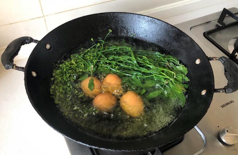 艾叶煮鸡蛋怎么煮