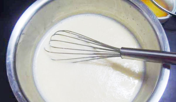 牛奶加淀粉能做出什么吃的