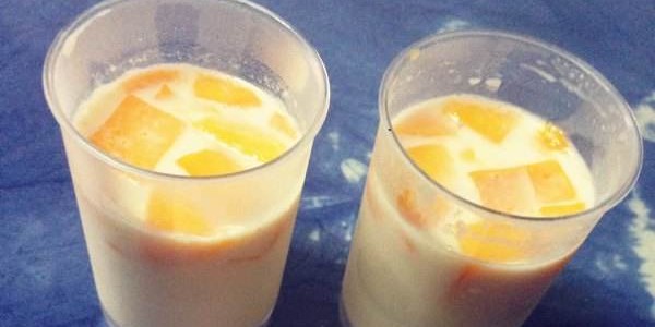 芒果可以和牛奶一起榨汁吗