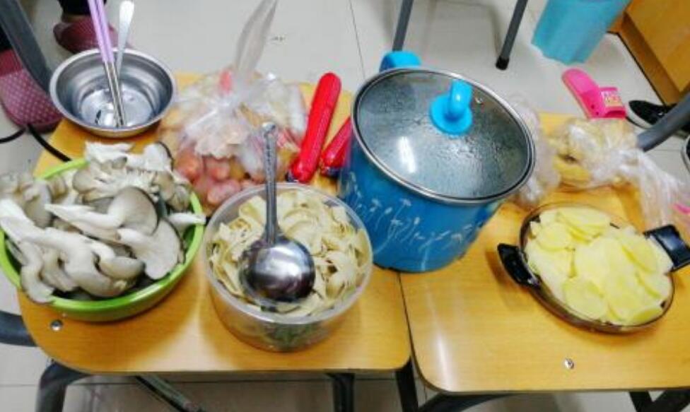 宿舍小锅可以煮的美食，宿舍小锅功率一般是多少