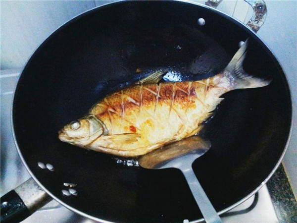 鳊鱼炖汤怎么做好吃