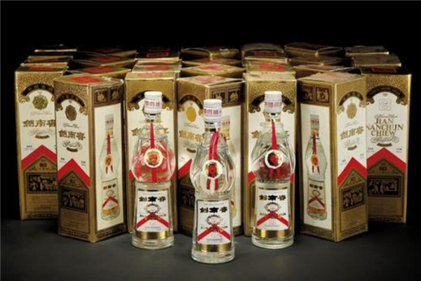 送长辈什么白酒好,什么白酒好喝适合送长辈